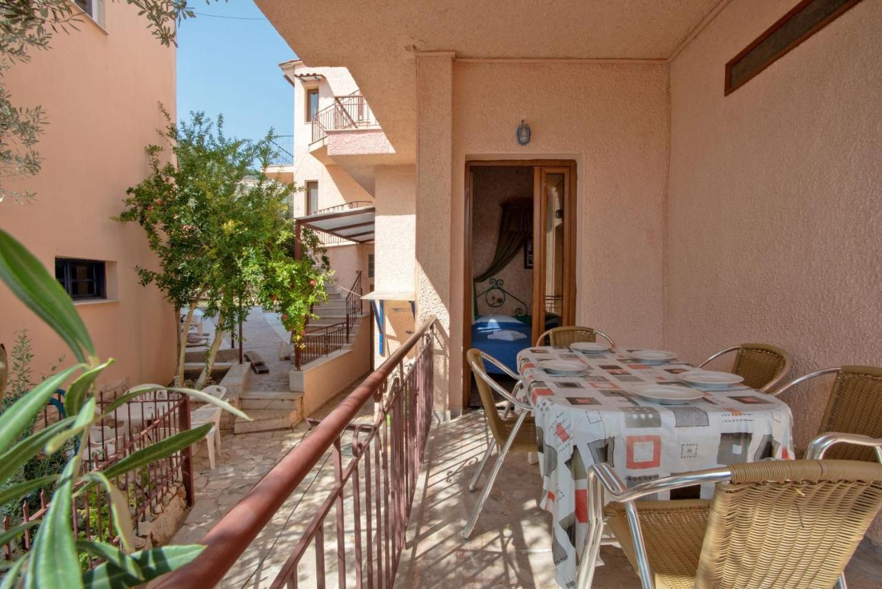 تولو Kleoni Club Apartments المظهر الخارجي الصورة