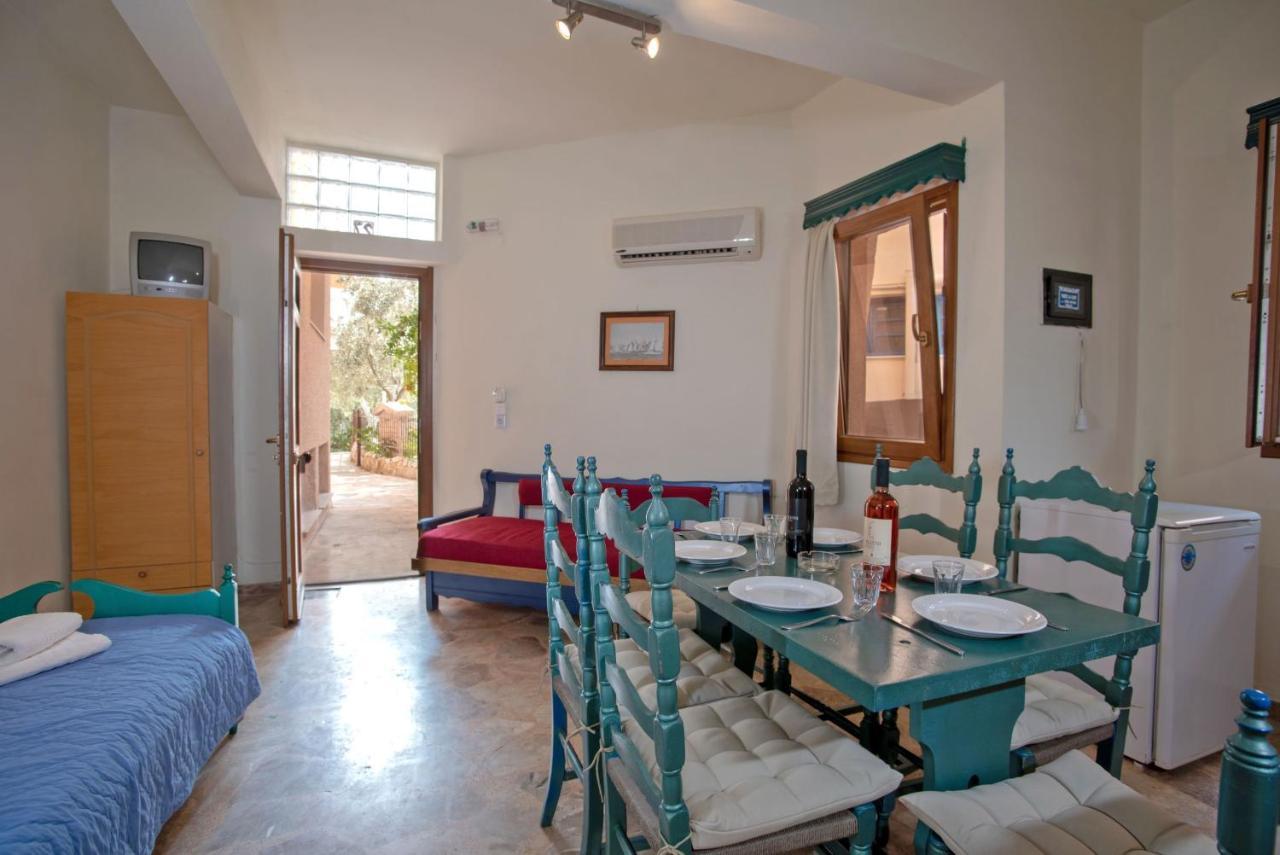 تولو Kleoni Club Apartments المظهر الخارجي الصورة